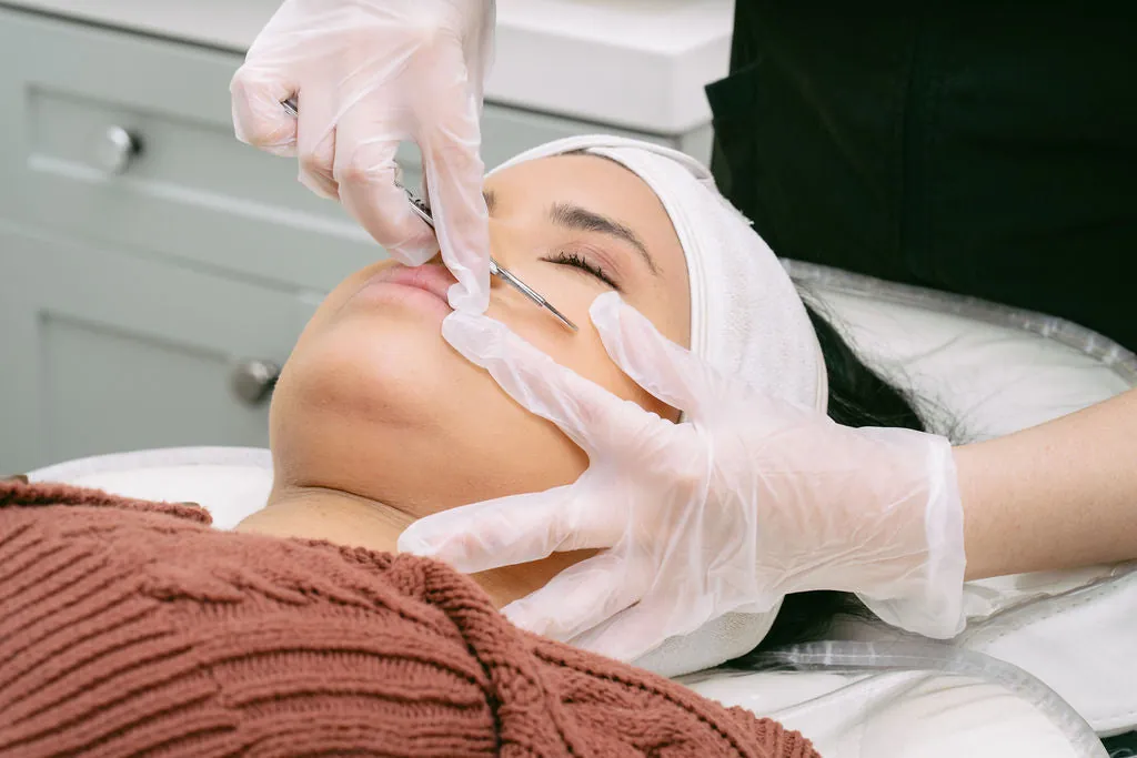 Dermaplaning